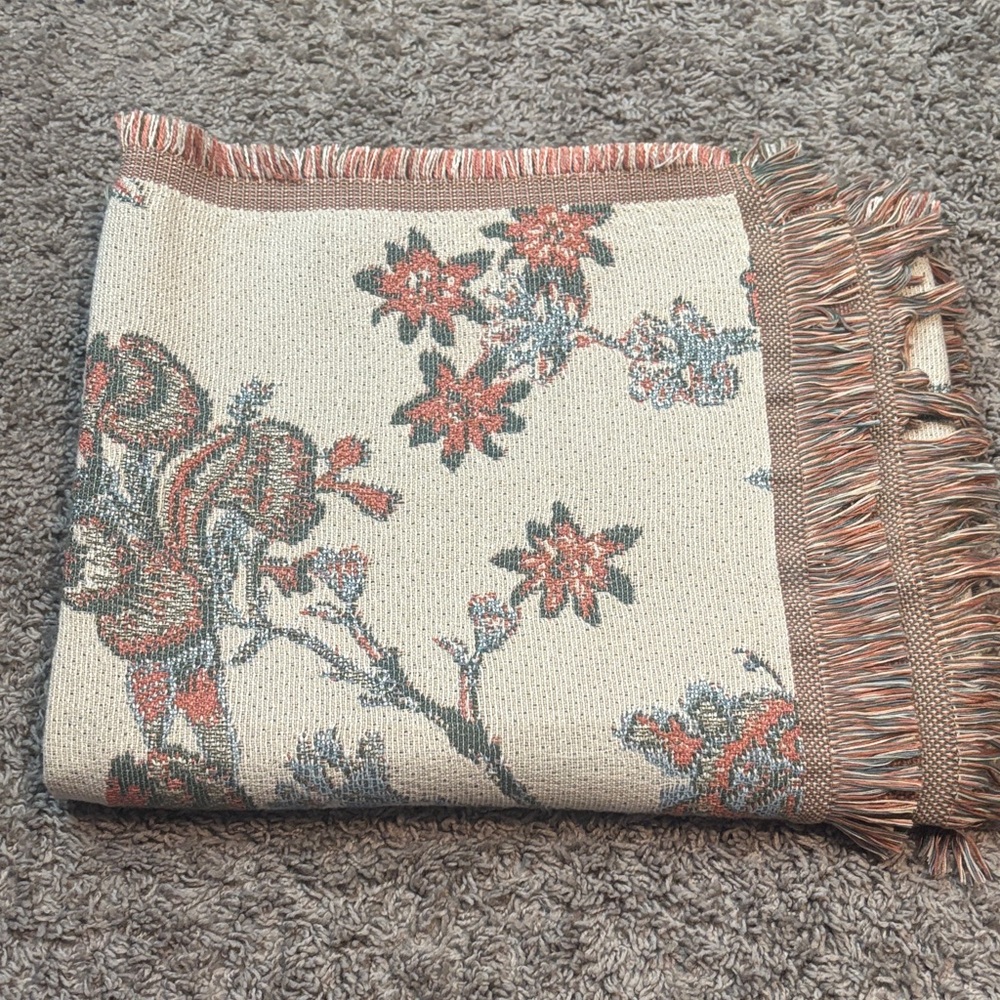 Threshold Floral Patterned Throw Blanket - Cream and Brown